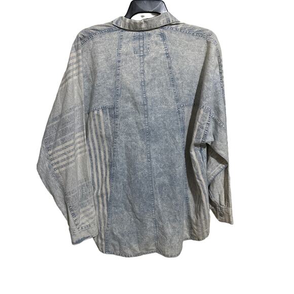 Jordache Studio VIntage Acid Wash Long Sleeve Button Down Top M - Picture 2 of 4